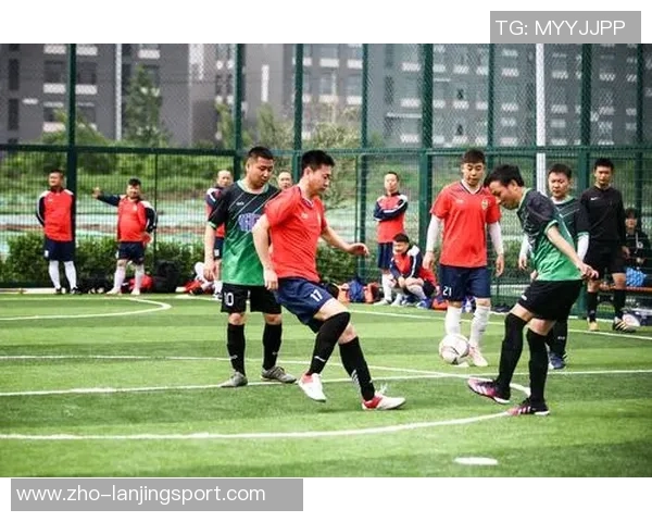 悬浮足球的未来探索与技术革新引领运动新潮流 悬浮足球的未来探索与技术革新引领运动新潮流